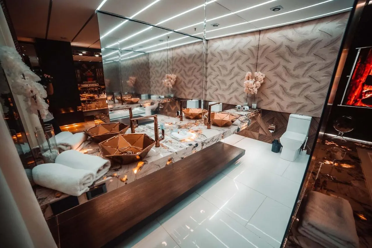 1Million Luxury Suites Medellín 0*,