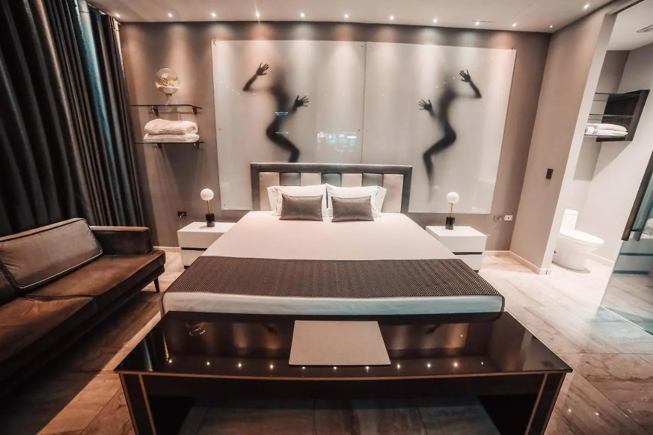 Apartment 1Million Luxury Suites Medellin Colombia