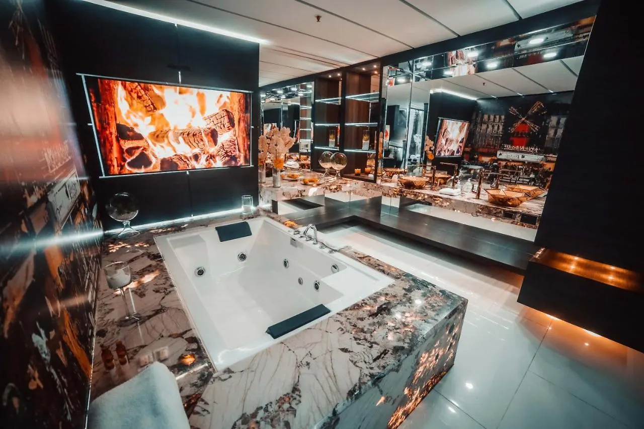 Apartment 1Million Luxury Suites Medellin