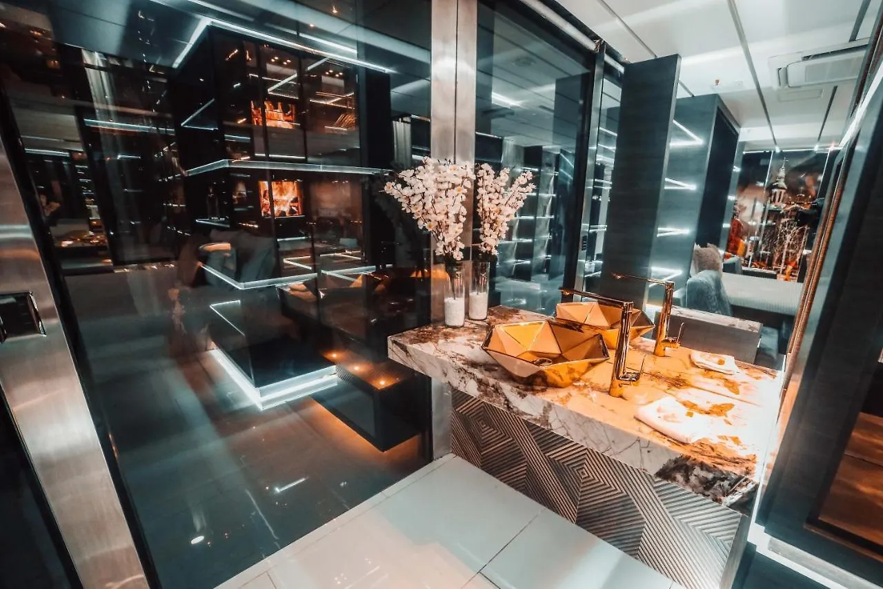 1Million Luxury Suites Medellin Colombia