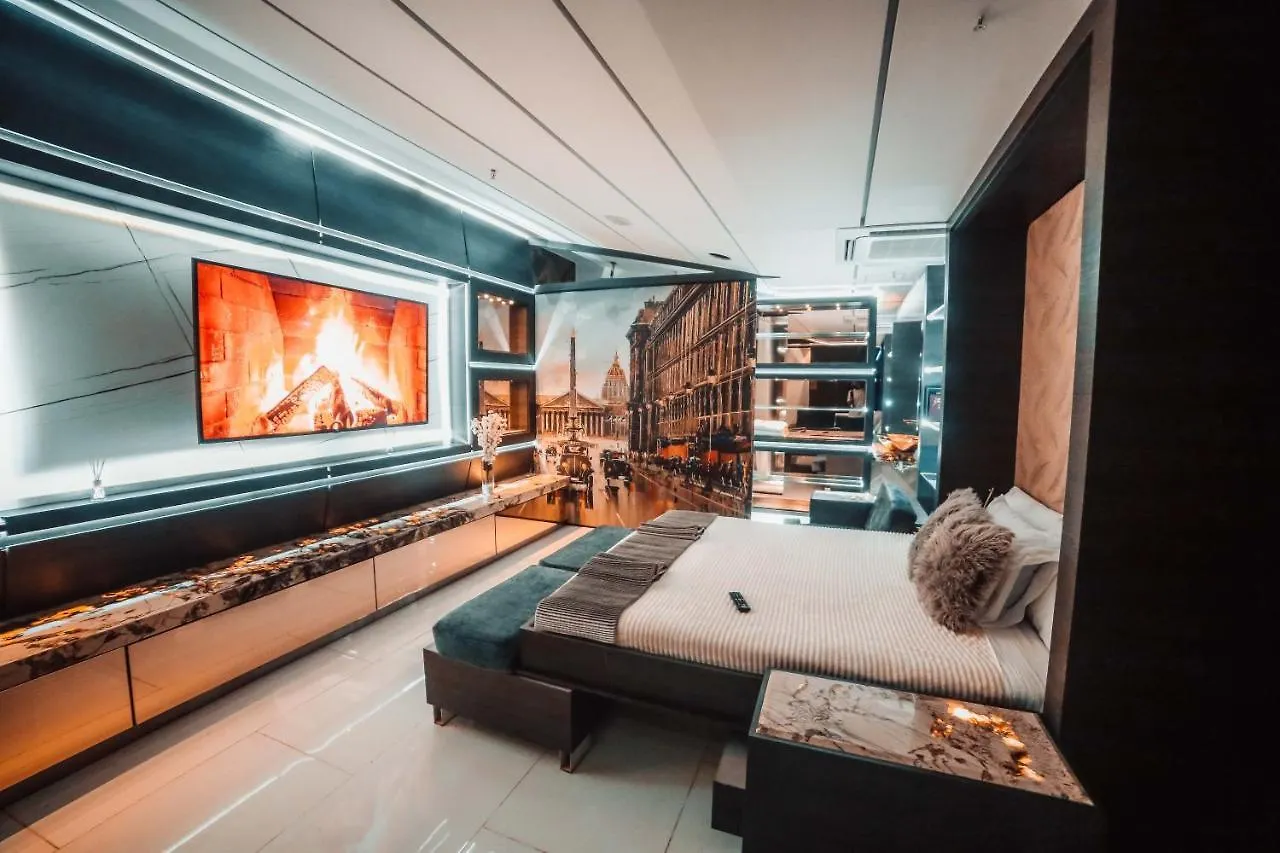 1Million Luxury Suites Medellin