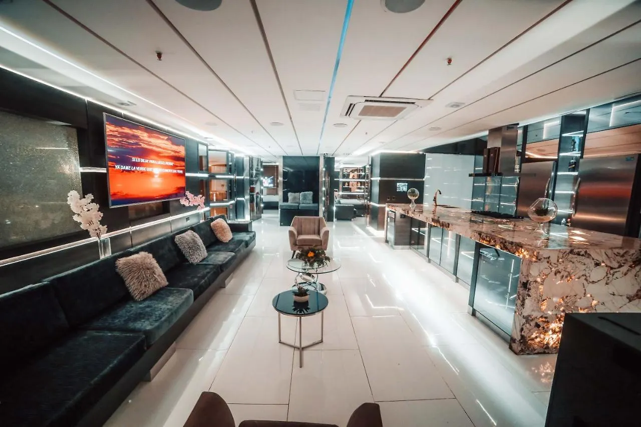 Apartment 1Million Luxury Suites Medellin