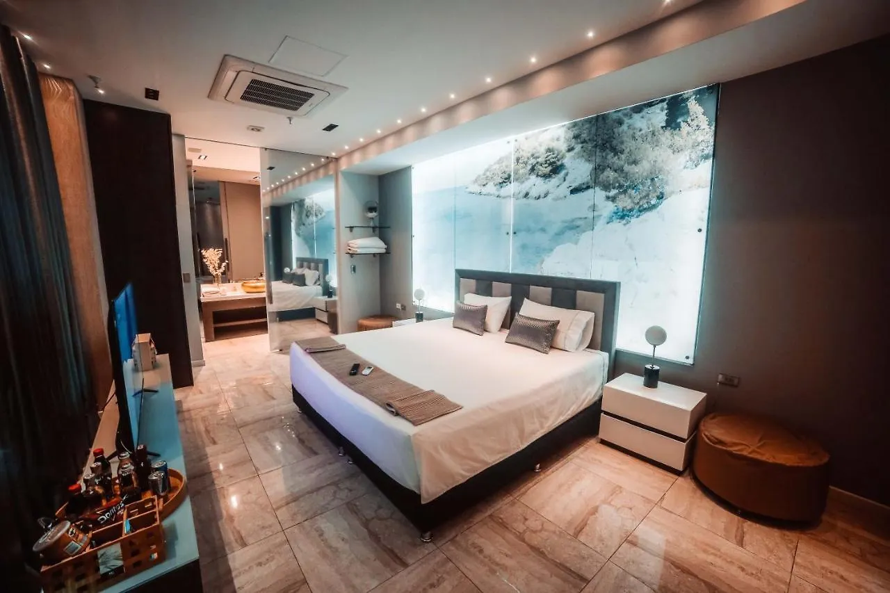 1Million Luxury Suites Medellin 0*,